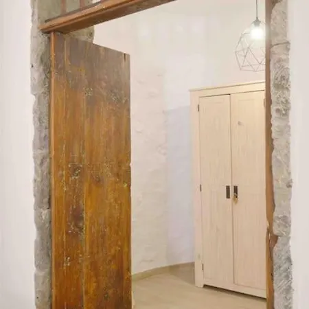 Bonita Casa En El Corazon Del Pueblo! Carmen * Гарачико
