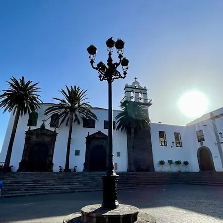 Bonita Casa En El Corazon Del Pueblo! Carmen Garachico (Tenerife)