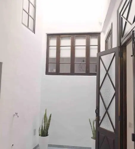 Bonita Casa En El Corazón Del Pueblo! Carmen Apartamento